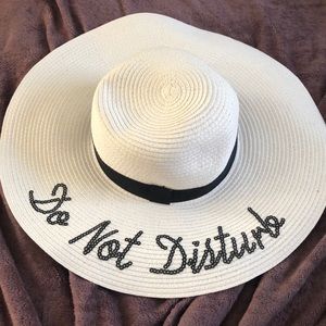 “Do Not Disturb” Oversized Beach Hat